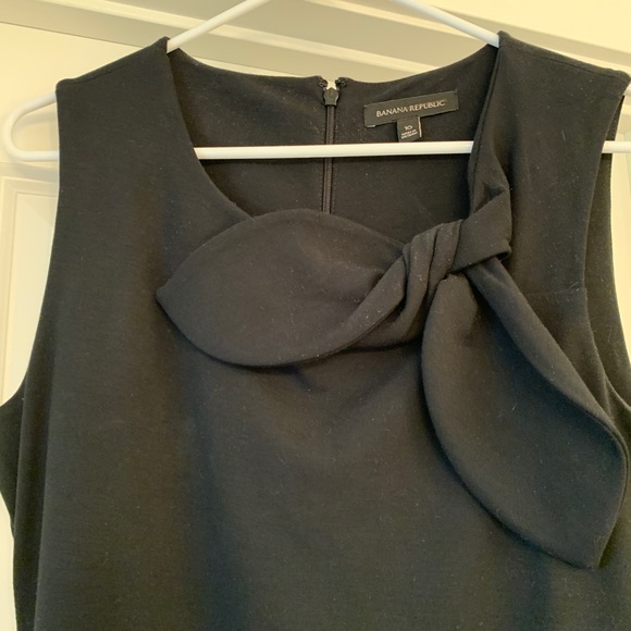 Banana Republic Dresses & Skirts - Banana Republic Black Dress Size 10